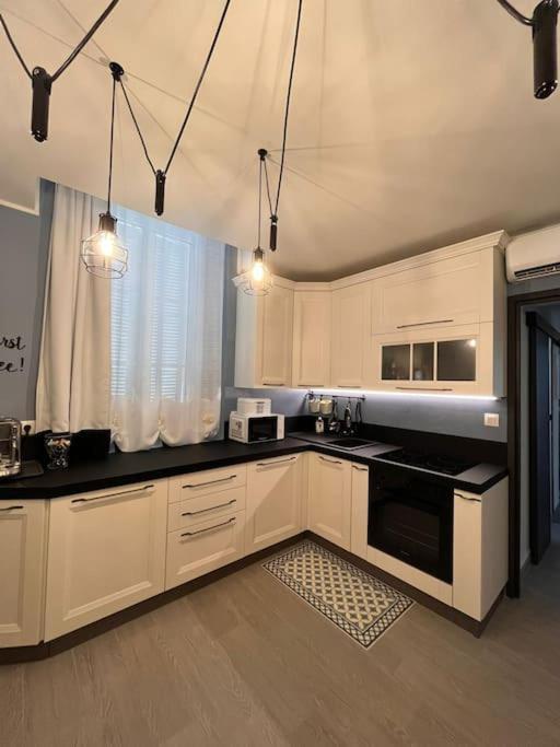 Deux Pas Du Palais Du Festival Apartment Кан Екстериор снимка